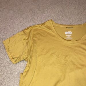REI Women's Mustard Short Sleeve Tee